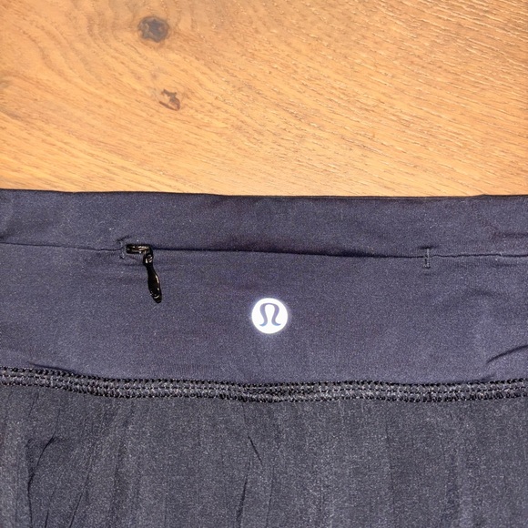 Lululemon pleated tennis skirt - Picture 4 of 5